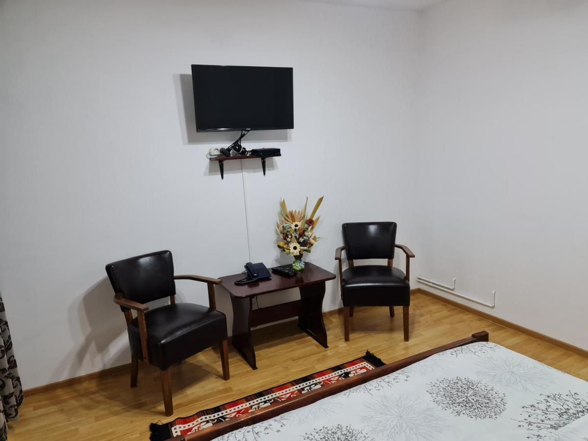 Romuli Pensiunea Narcisa المظهر الخارجي الصورة